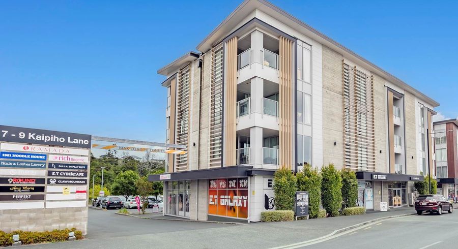  at 201/7 Kaipiho Lane, Albany, North Shore City, Auckland