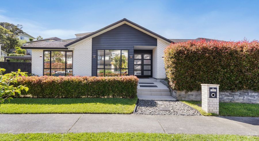 at 25 Corricvale Way, Northcross, Auckland