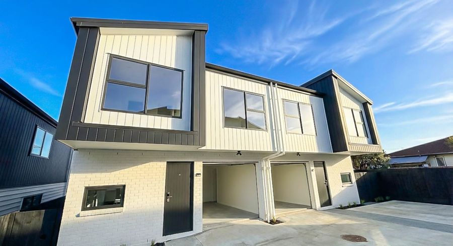  at 1/11&13 Tabitha Crescent, Henderson, Waitakere City, Auckland