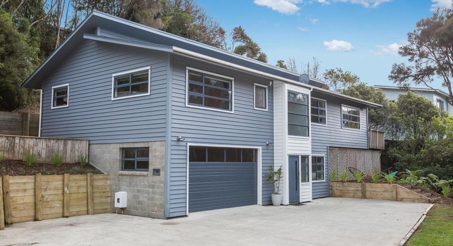  at 132 Navigation Drive, Whitby, Porirua