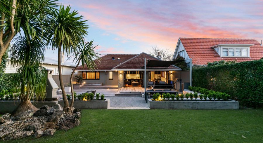  at 8 Clarke Road, Onehunga, Auckland