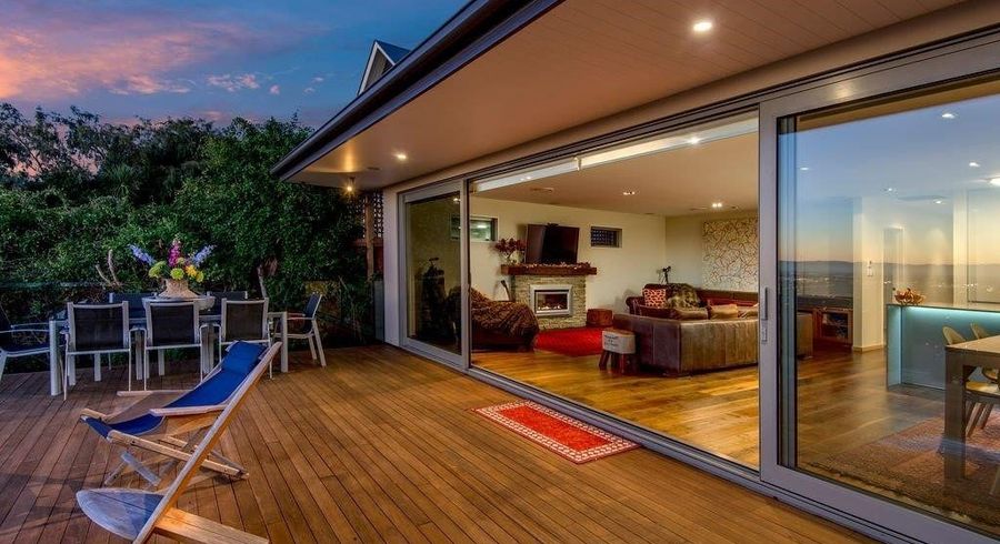  at 16 MacMillan Avenue, Cashmere, Christchurch
