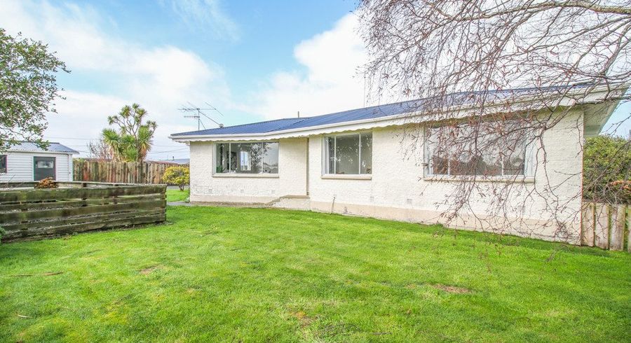  at 34 Hyde Street, Clifton, Invercargill