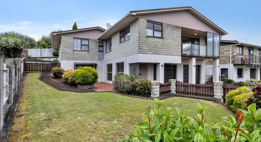  at 5 St Ives Grove, Whalers Gate, New Plymouth, Taranaki