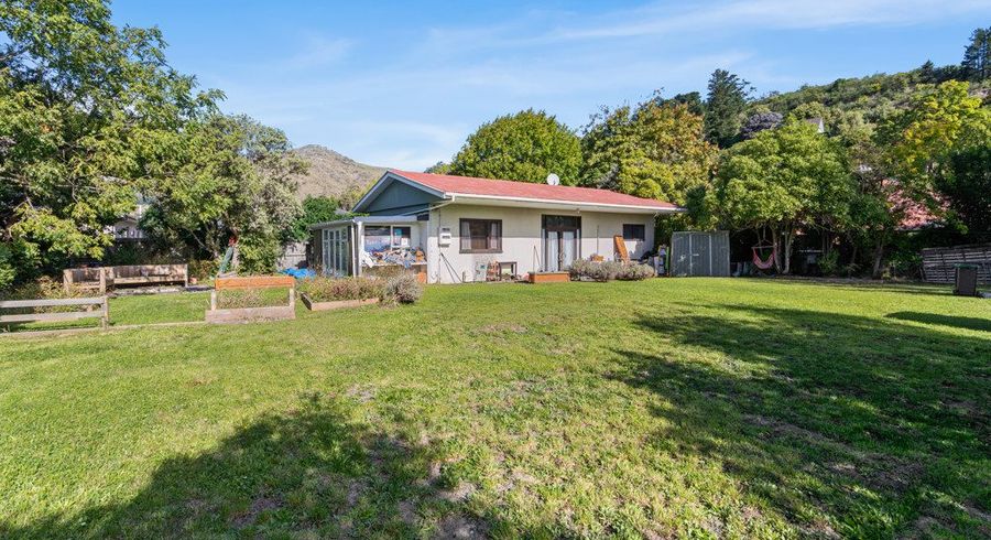  at 16 Ardtrea Lane, Heathcote Valley, Christchurch