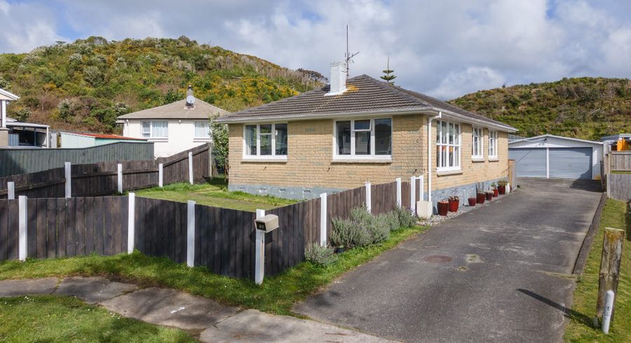 at 30 Surprise Place, Cannons Creek, Porirua