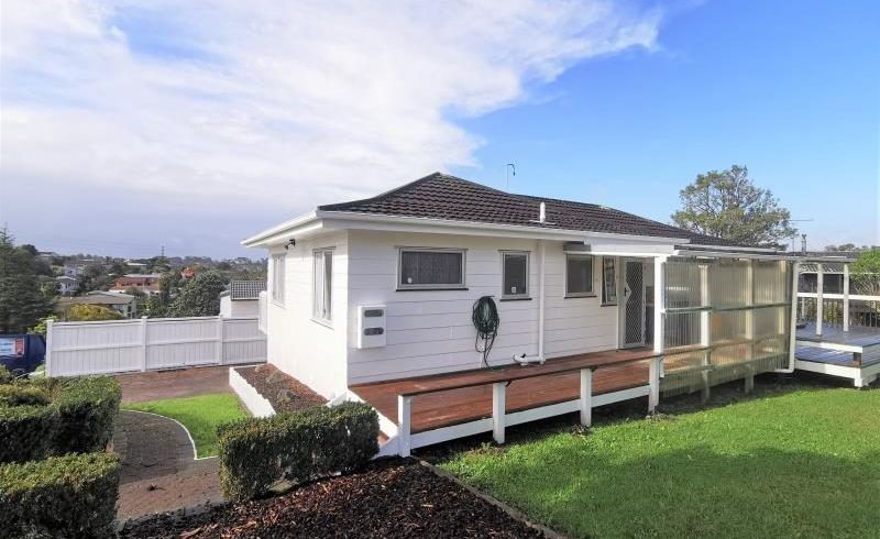  at 41 Athena Drive, Totara Vale, Auckland