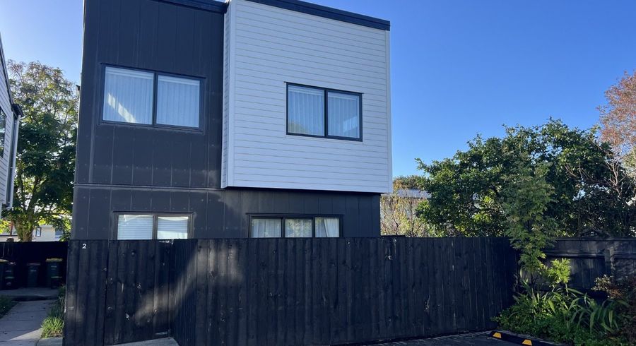  at 2/39 Graham Avenue, Te Atatu Peninsula, Waitakere City, Auckland