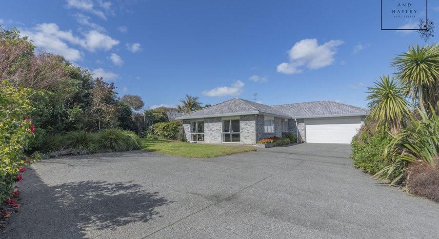  at 27 Trossach Place, Wattle Downs, Manukau City, Auckland