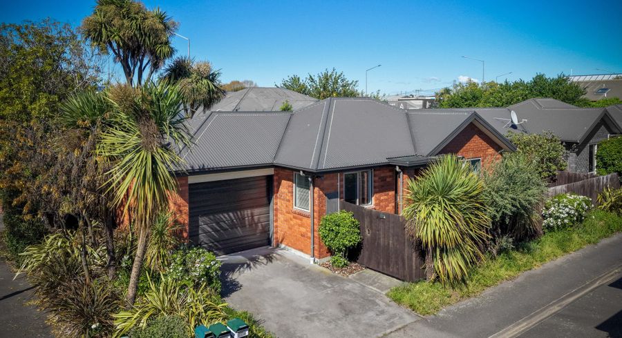  at 17 Picton Avenue, Riccarton, Christchurch City, Canterbury