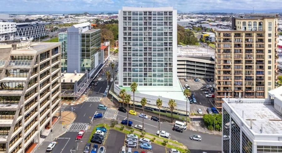  at 17 Amersham Way, Manukau, Manukau City, Auckland