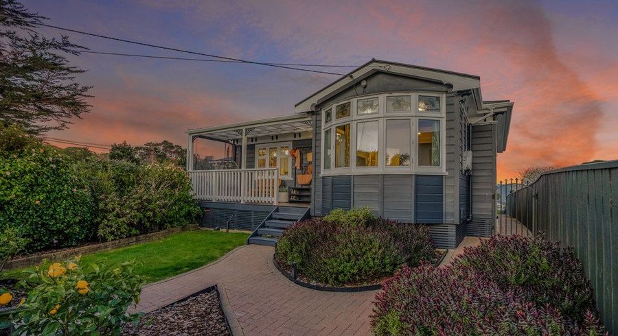  at 48 Korokoro Road, Korokoro, Lower Hutt, Wellington