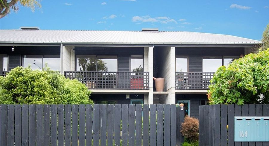  at 2/164 Kilmore Street, Christchurch Central, Christchurch