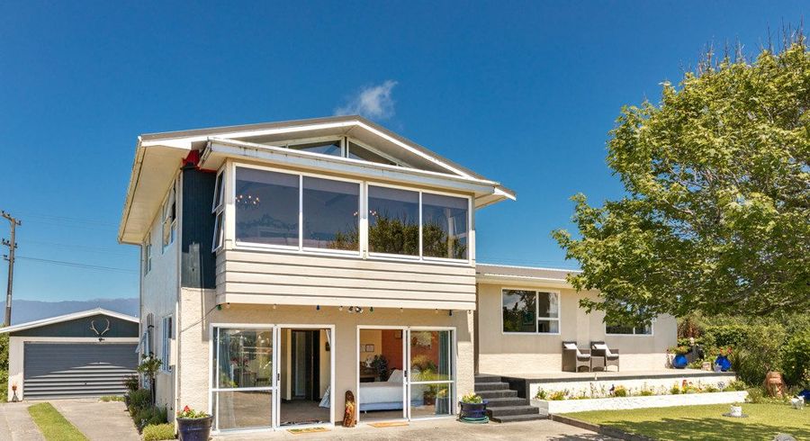  at 17 Ngahue Crescent, Carters Beach, Buller, West Coast