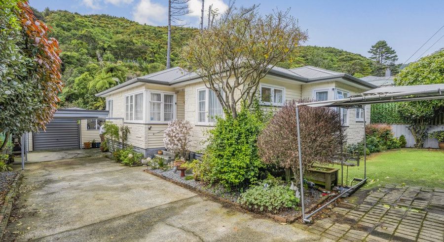  at 21 Sunny Grove, Wainuiomata, Lower Hutt