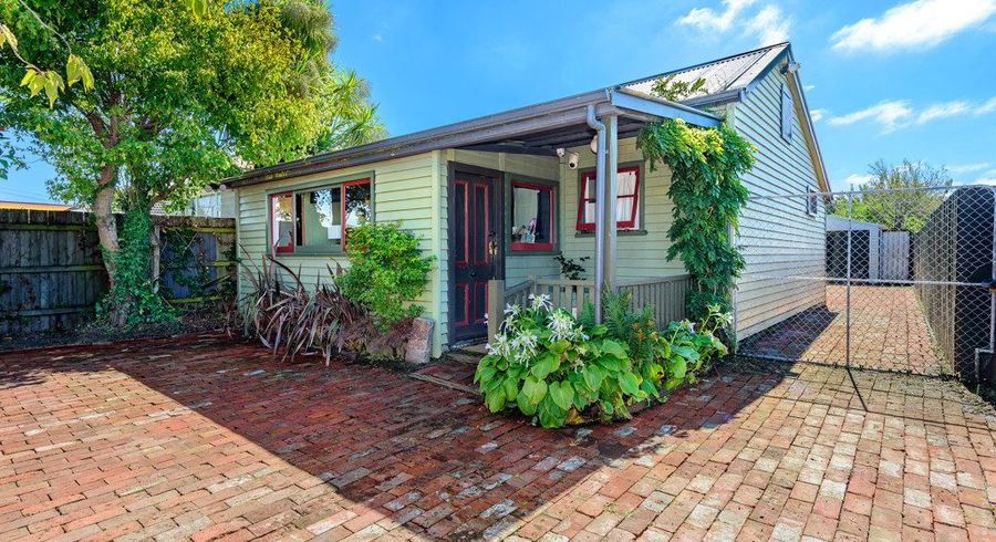  at 437 Ferry Road, Woolston, Christchurch City, Canterbury