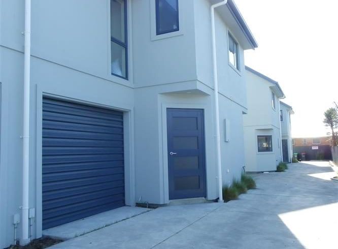  at 4/15 Austin Street, Sydenham, Christchurch