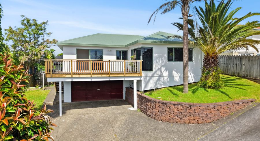  at 17A Cherry Tree Place, Massey, Waitakere City, Auckland