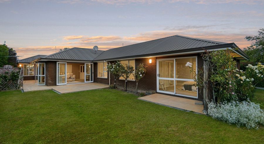  at 8 Patricia Place, Harewood, Christchurch