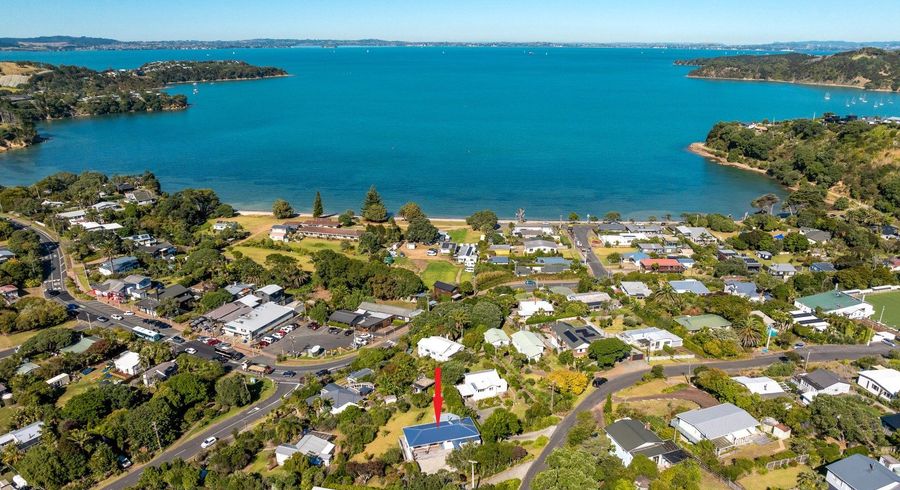 at 18 Marama Ave, Surfdale, Waiheke Island, Auckland