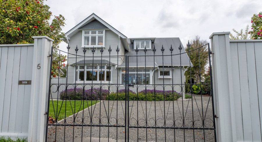  at 5 Roosevelt Avenue, St Albans, Christchurch