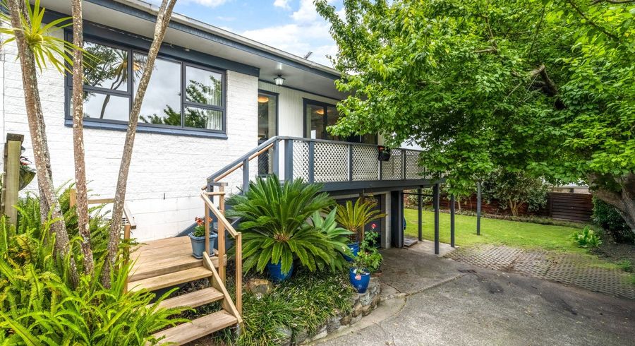  at 58B Mirrabooka Avenue, Botany Downs, Auckland