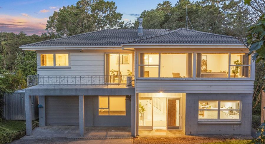  at 53 Cyclarama Crescent, Massey, Waitakere City, Auckland