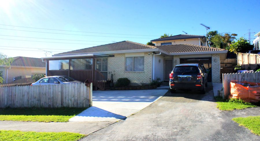  at 4/10 Lowburn Place, Flat Bush, Manukau City, Auckland