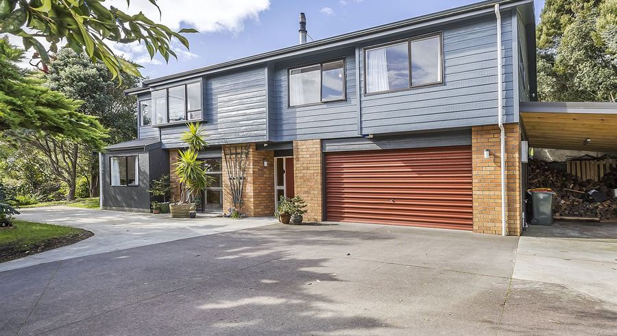  at 19 Kinnel Grove, Papakowhai, Porirua