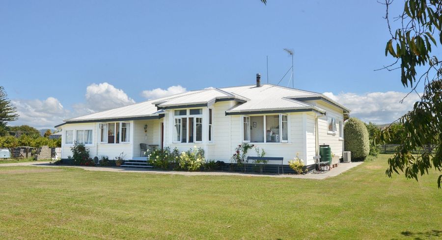  at 17 Cemetery Road, Gisborne