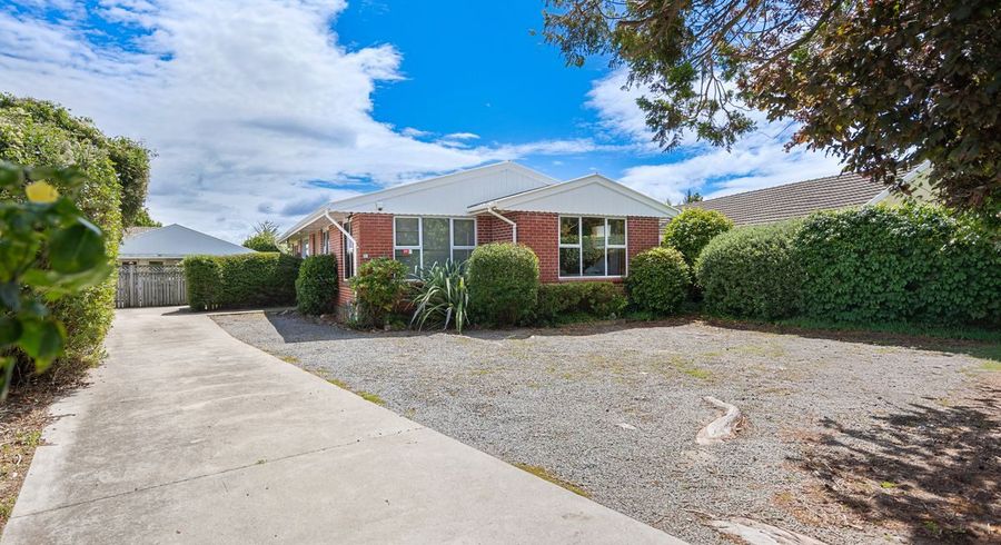  at 21 Lochee Road, Upper Riccarton, Christchurch City, Canterbury