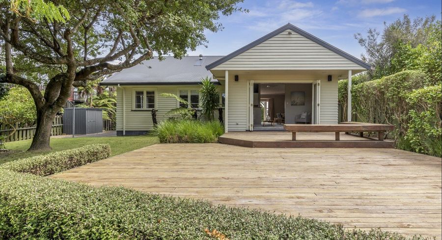  at 44 Braid Road, Saint Andrews, Hamilton, Waikato