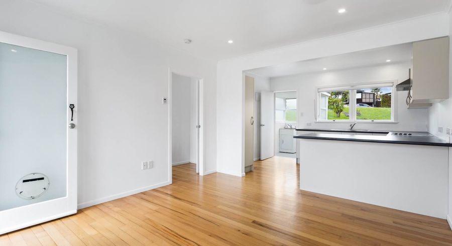  at 2/12 Raines Avenue, Forrest Hill, Auckland