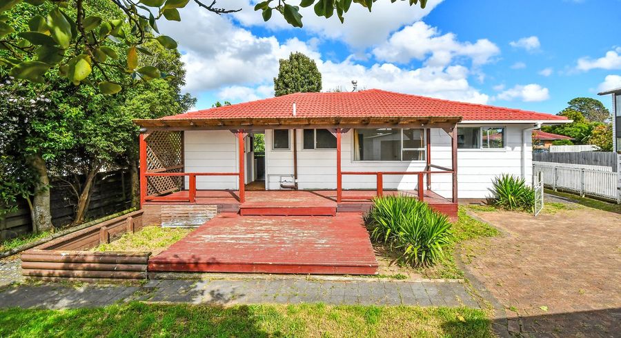  at 12 Damian Way, Weymouth, Auckland