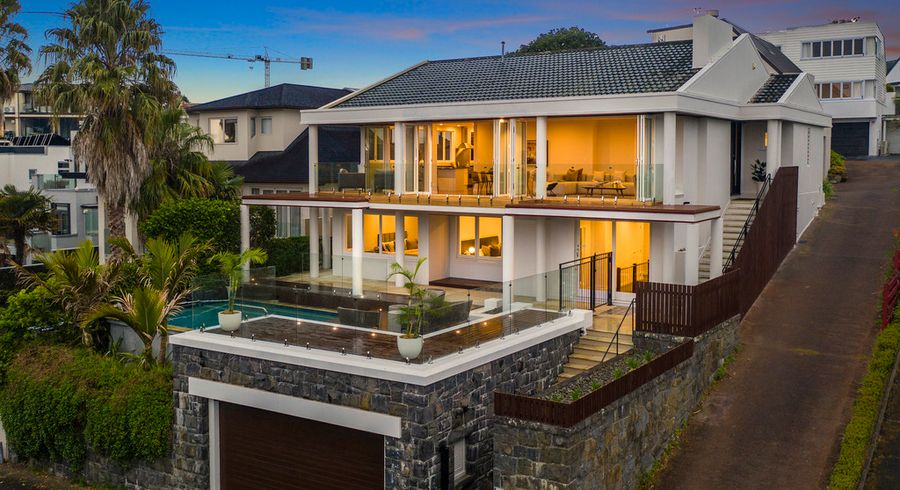  at 118 Paritai Drive, Orakei, Auckland