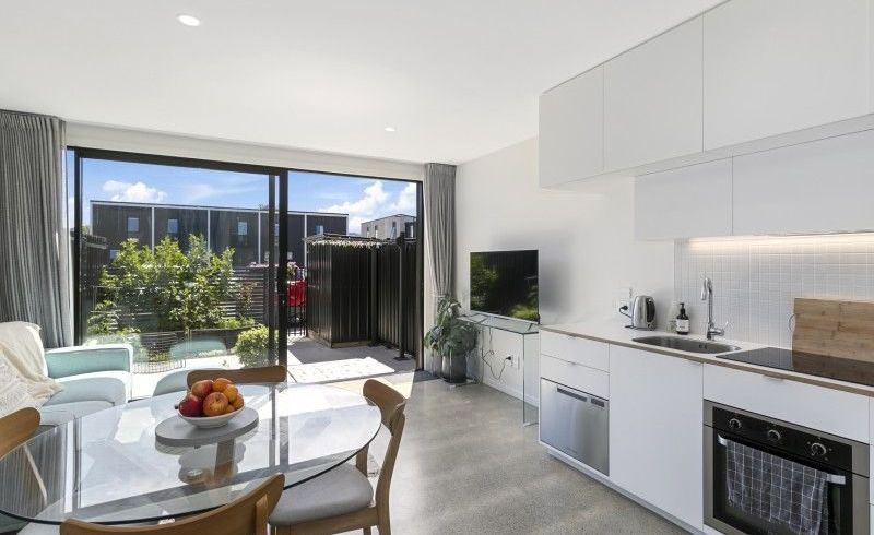  at 4 Te Ara O Paetutu, Petone, Lower Hutt, Wellington