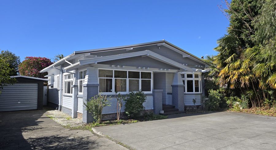  at 609 Saint Aubyn Street West, Saint Leonards, Hastings