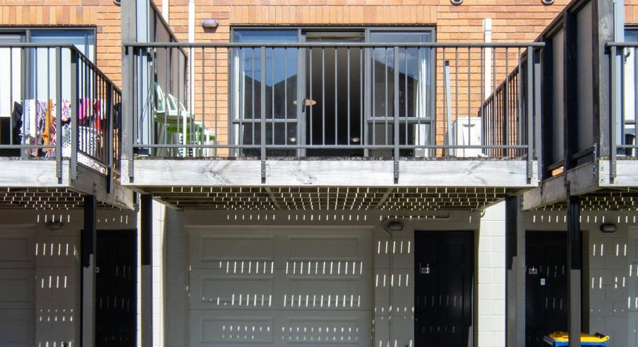  at 185/172 Mcleod Road, Te Atatu South, Waitakere City, Auckland