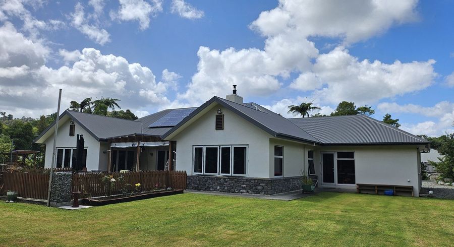  at 122B Rutherglen Road, Paroa, Grey, West Coast