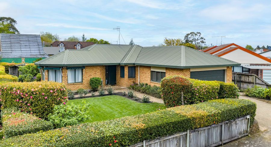 at 14 Sandalwood Drive, Dinsdale, Hamilton, Waikato