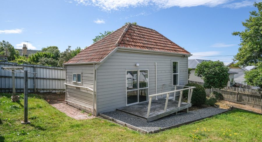  at flat c/7 Neidpath Road, Mornington, Dunedin, Otago