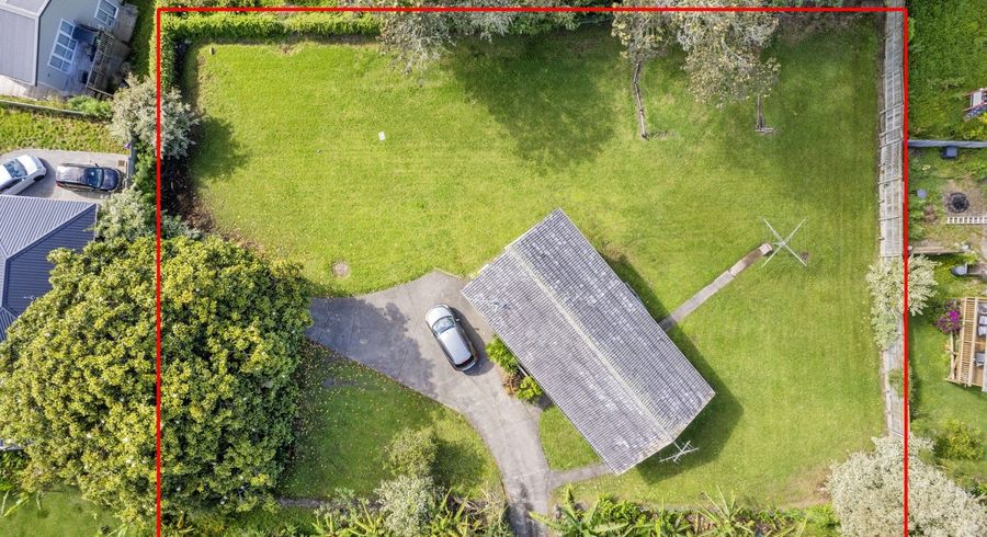  at 27 Taurus Crescent, Beach Haven, Auckland