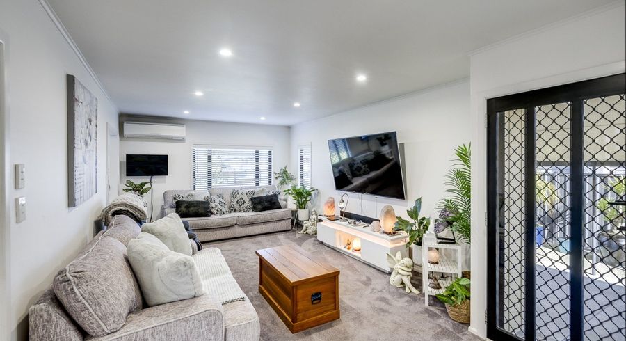  at 76 Clarence Cox Crescent, Pirimai, Napier