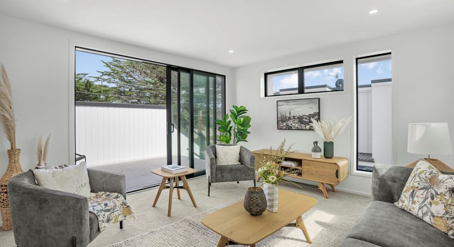  at 2/10 Pascoe Avenue , Paremata, Porirua, Wellington