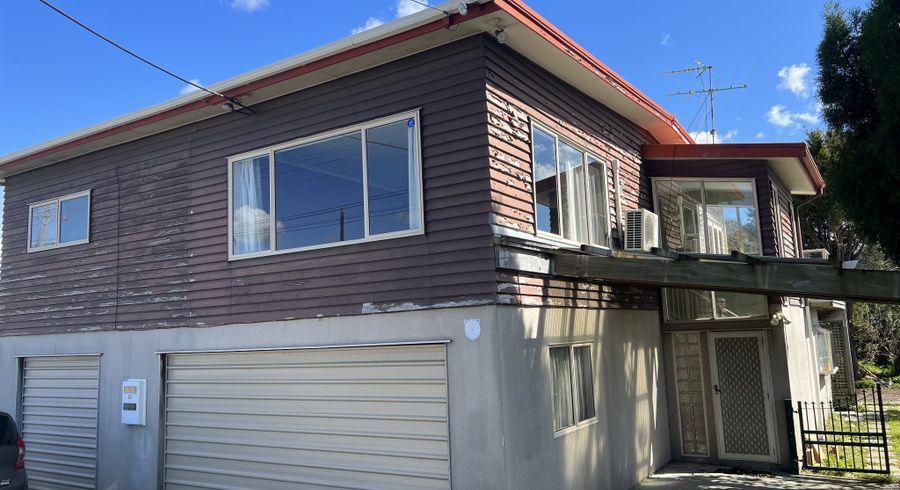  at 8 Bass Road, Albany, Auckland