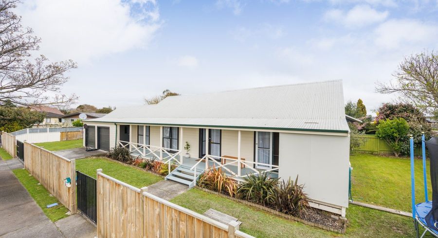  at 2 Escort Grove, Awapuni, Palmerston North, Manawatu / Whanganui