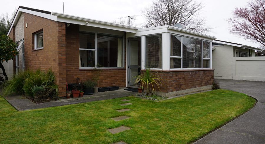  at 1/323 Waimairi Road, Ilam, Christchurch