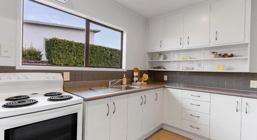  at 2/15 Seaview Terrace, Mount Albert, Auckland City, Auckland