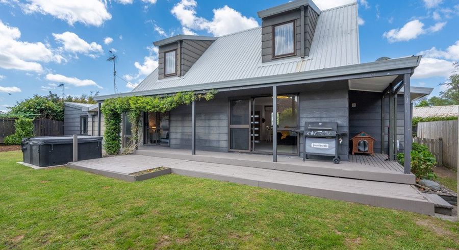  at 10 Ensign Place, Flagstaff, Hamilton, Waikato