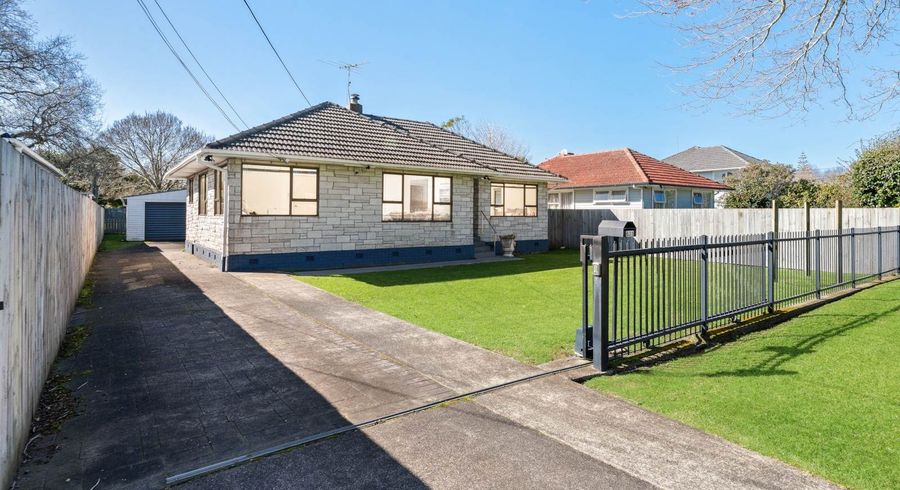  at 631 Te Atatu Road, Te Atatu Peninsula, Waitakere City, Auckland
